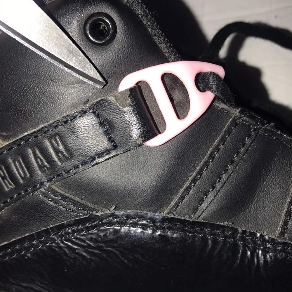 Girl’s Jordan Six Rings Basketball Shoes - Picture 8 of 10
